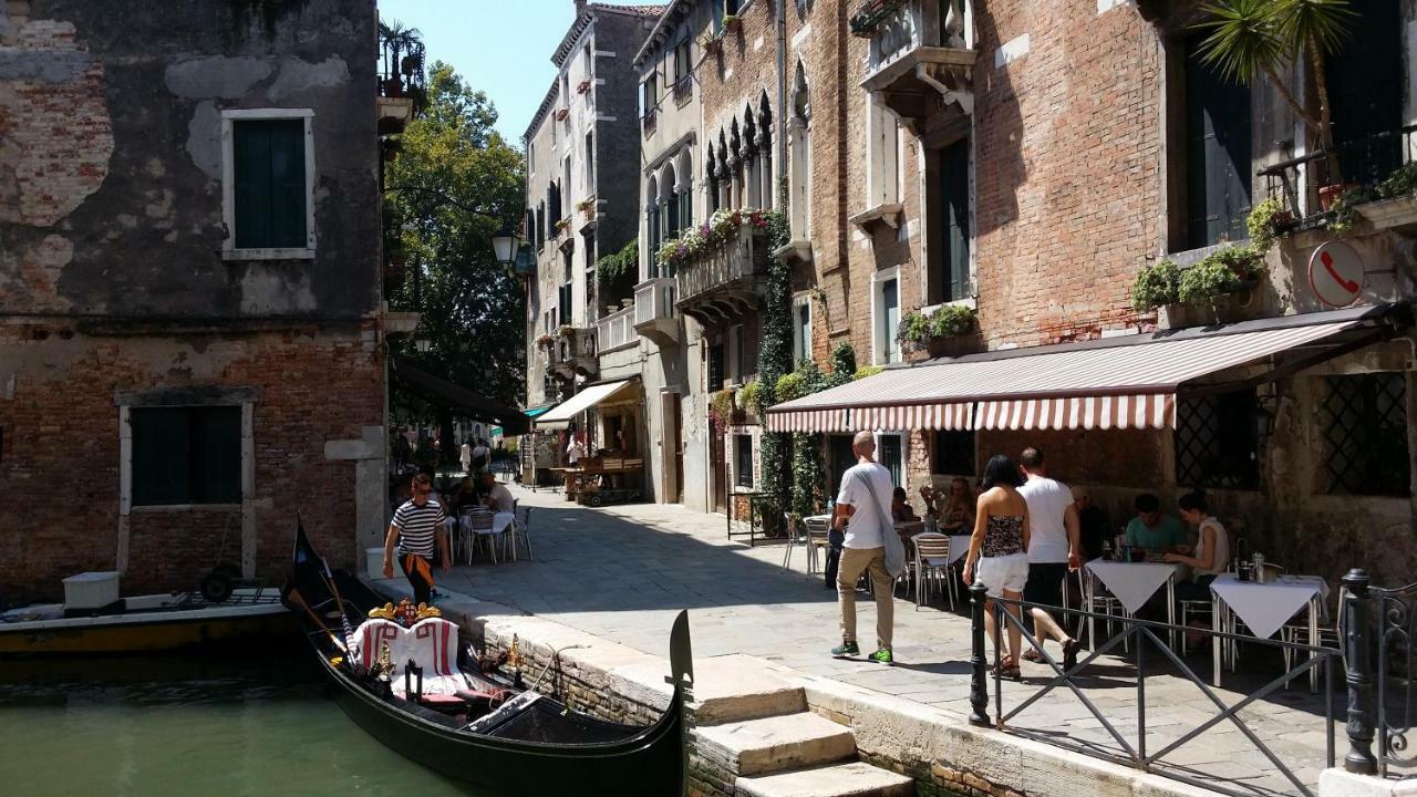 Residenza Ofelia Apartment Veneţia Exterior foto