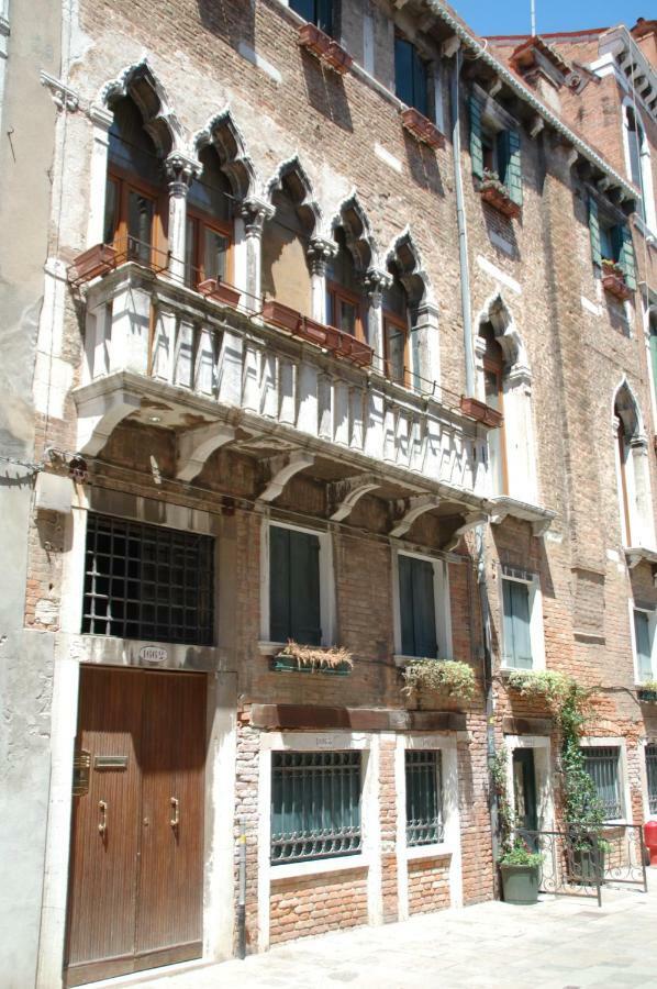 Residenza Ofelia Apartment Veneţia Exterior foto